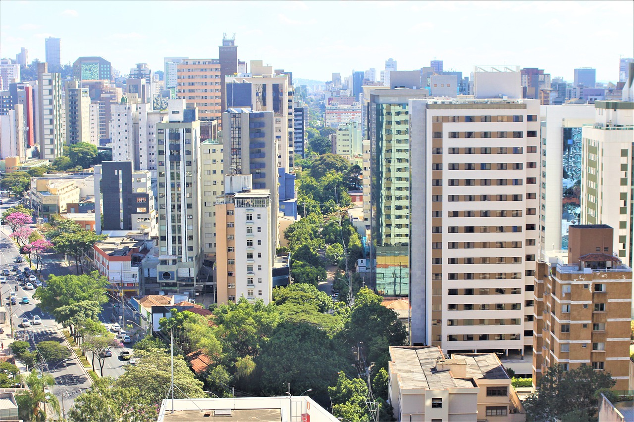 Wie kommt man vom Flughafen Belo Horizonte Tancredo Neves Stadtzentrum
