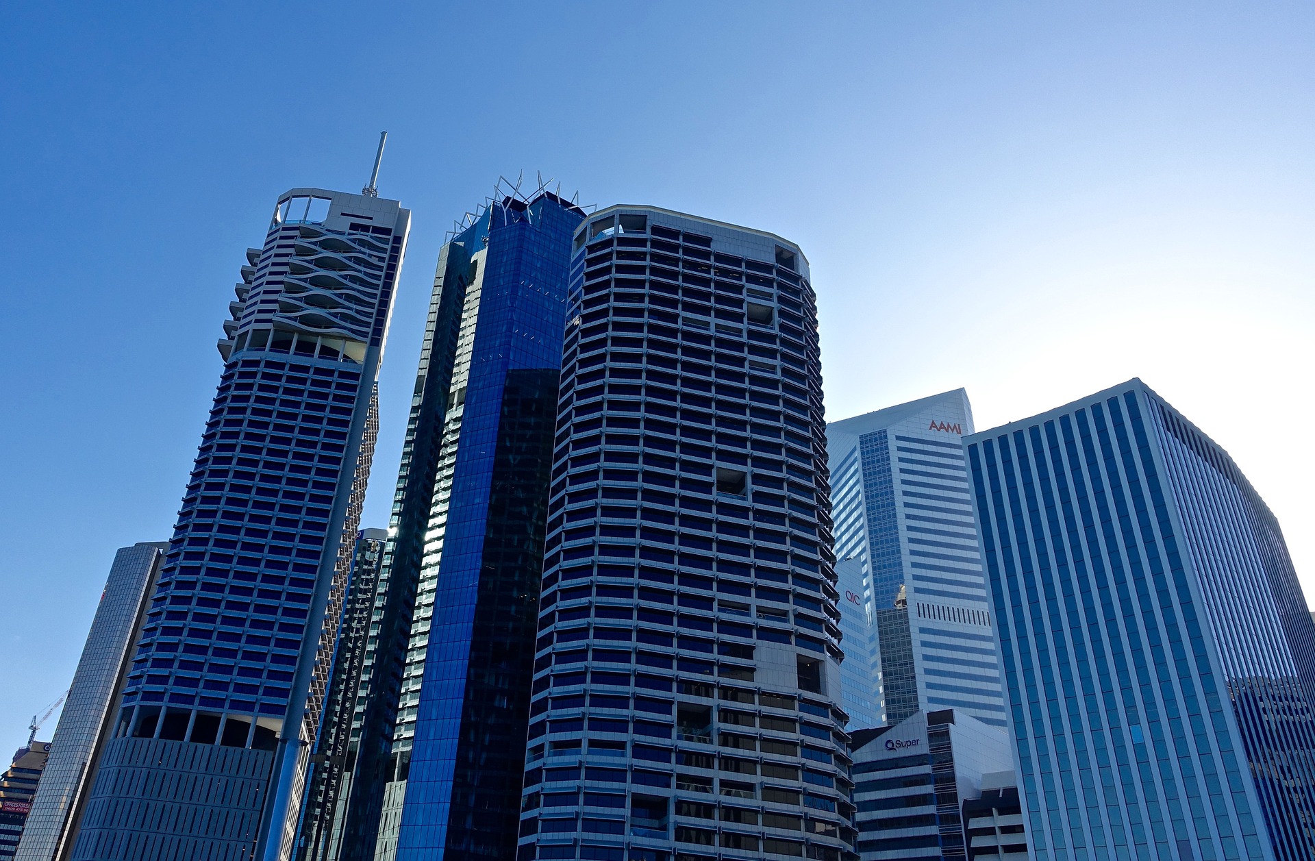 How to get from Brisbane Airport to the city centre