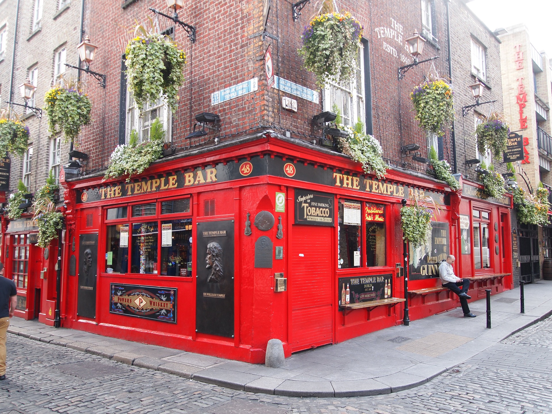 How to get from Dublin Airport to the city centre