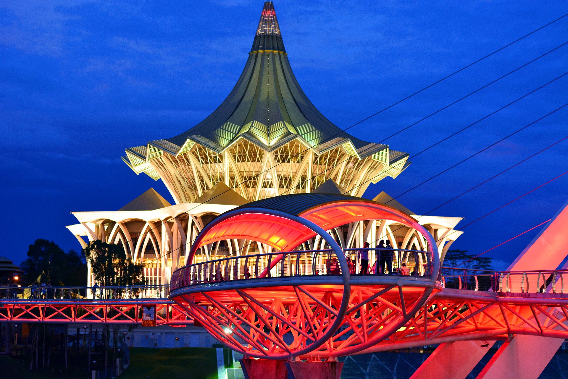 Cómo ir del Aeropuerto de Kuching al centro