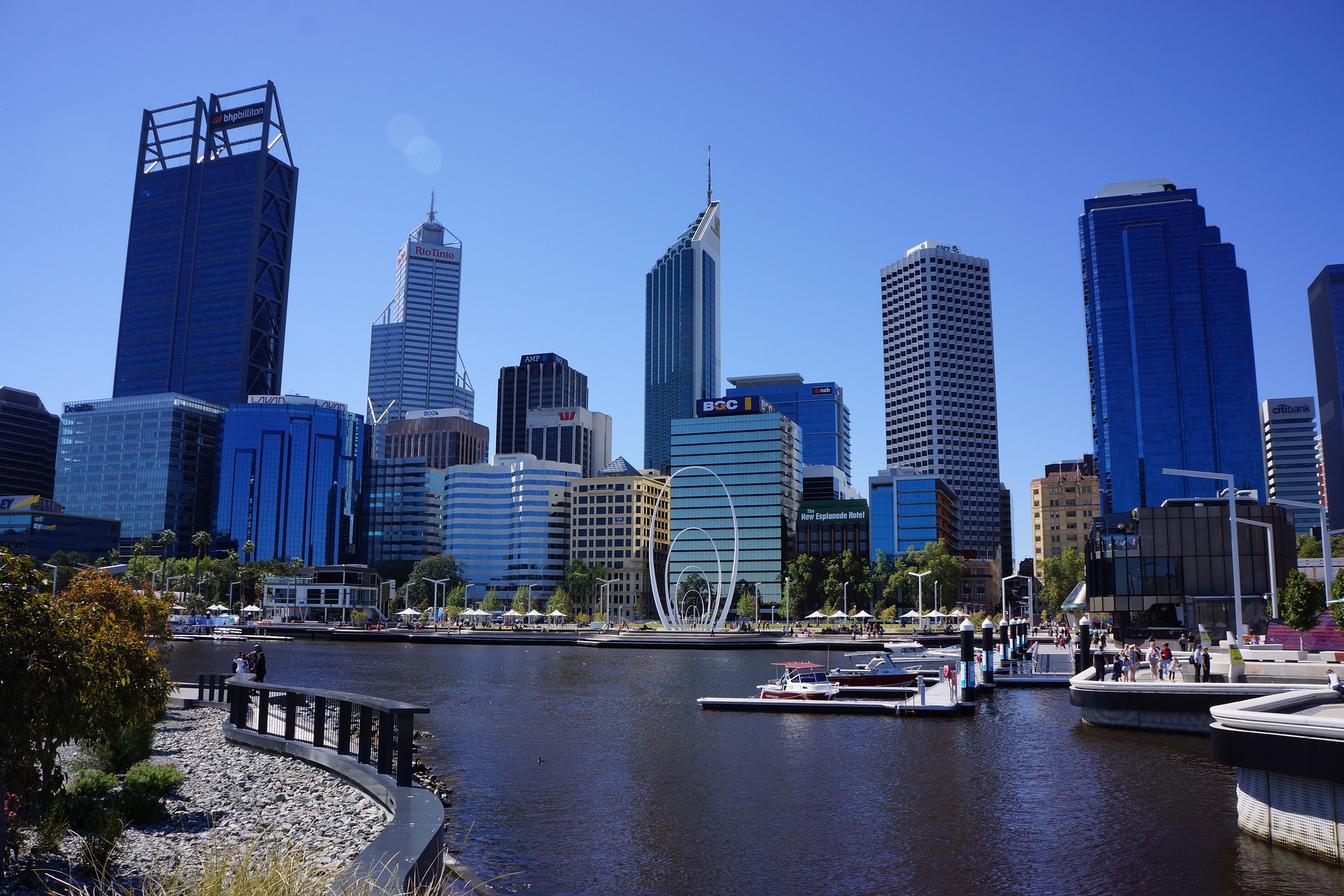So gelangen Sie vom Flughafen Perth in die Innenstadt