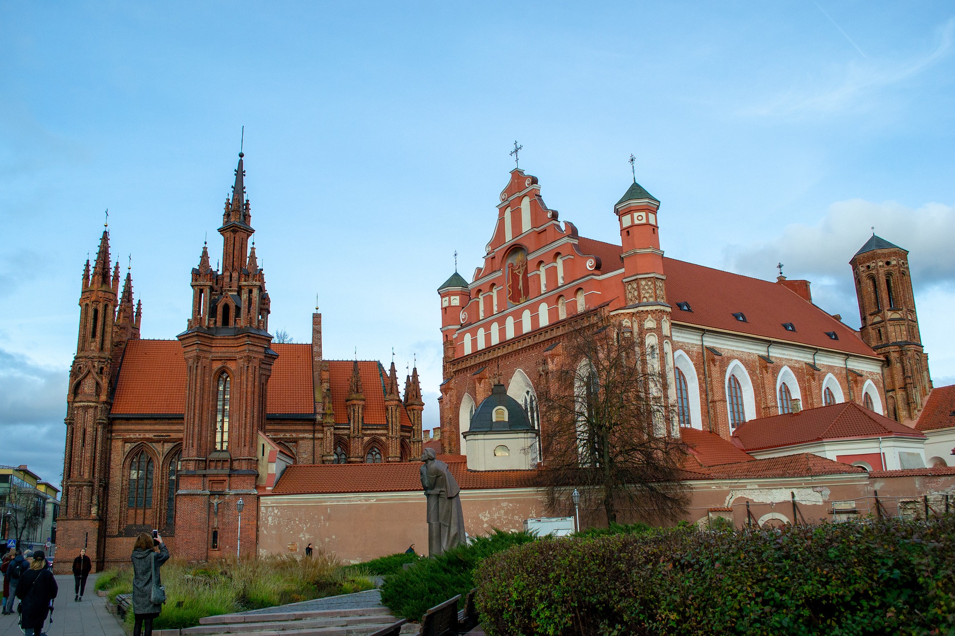 So gelangen Sie vom Flughafen Vilnius in die Innenstadt
