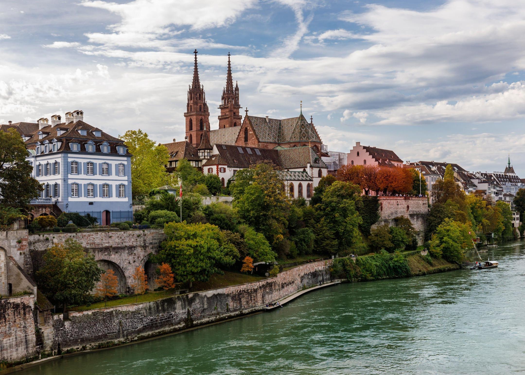 Günstige Flüge nach Basel