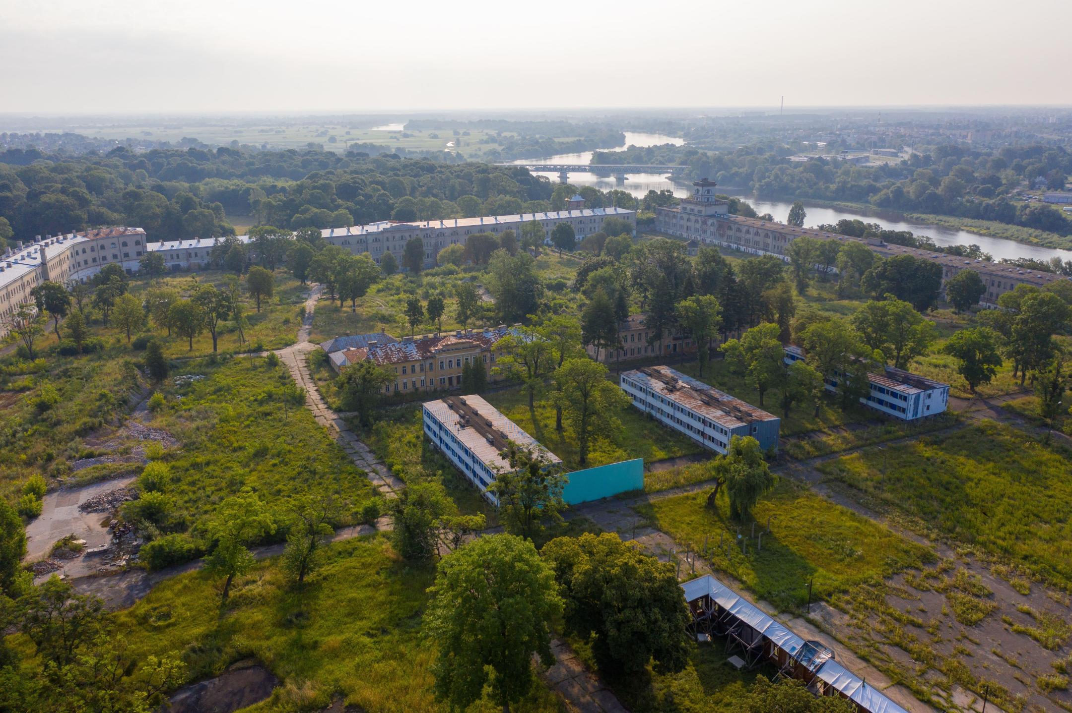 Günstige Flüge nach Nowy Dwór Mazowiecki