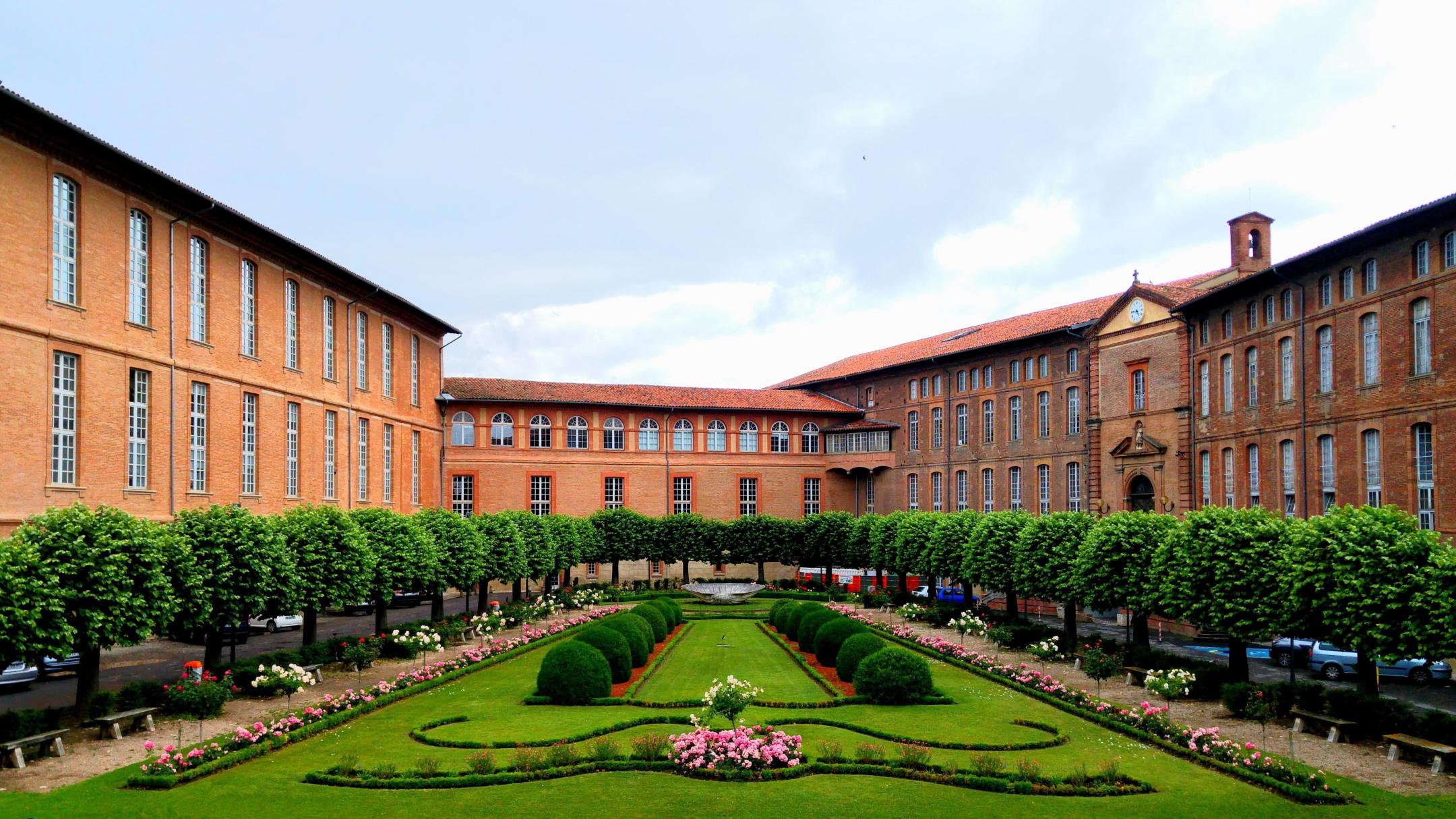 Billigflüge von Toulouse