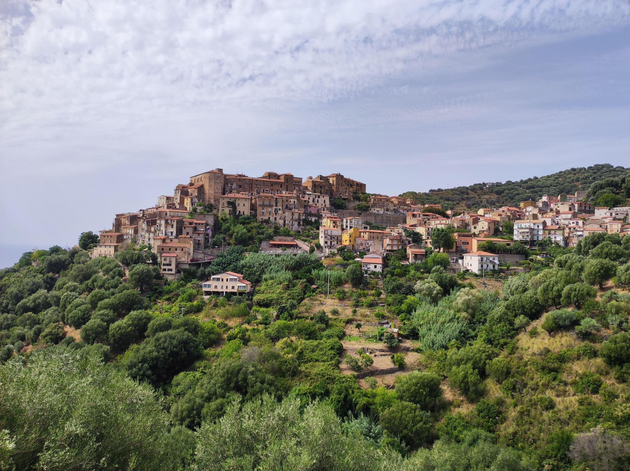 Discover Pisciotta: History & Activities
