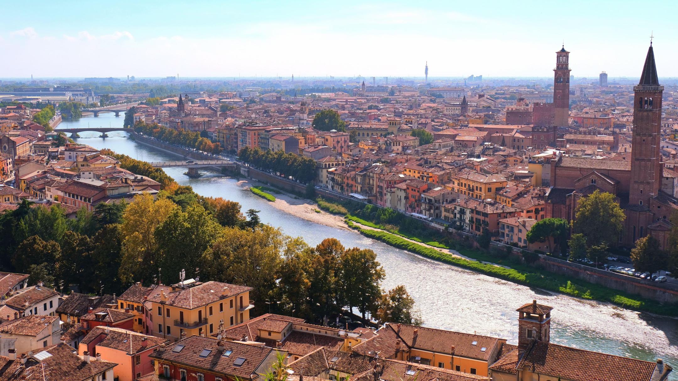 Cheap flights to Verona