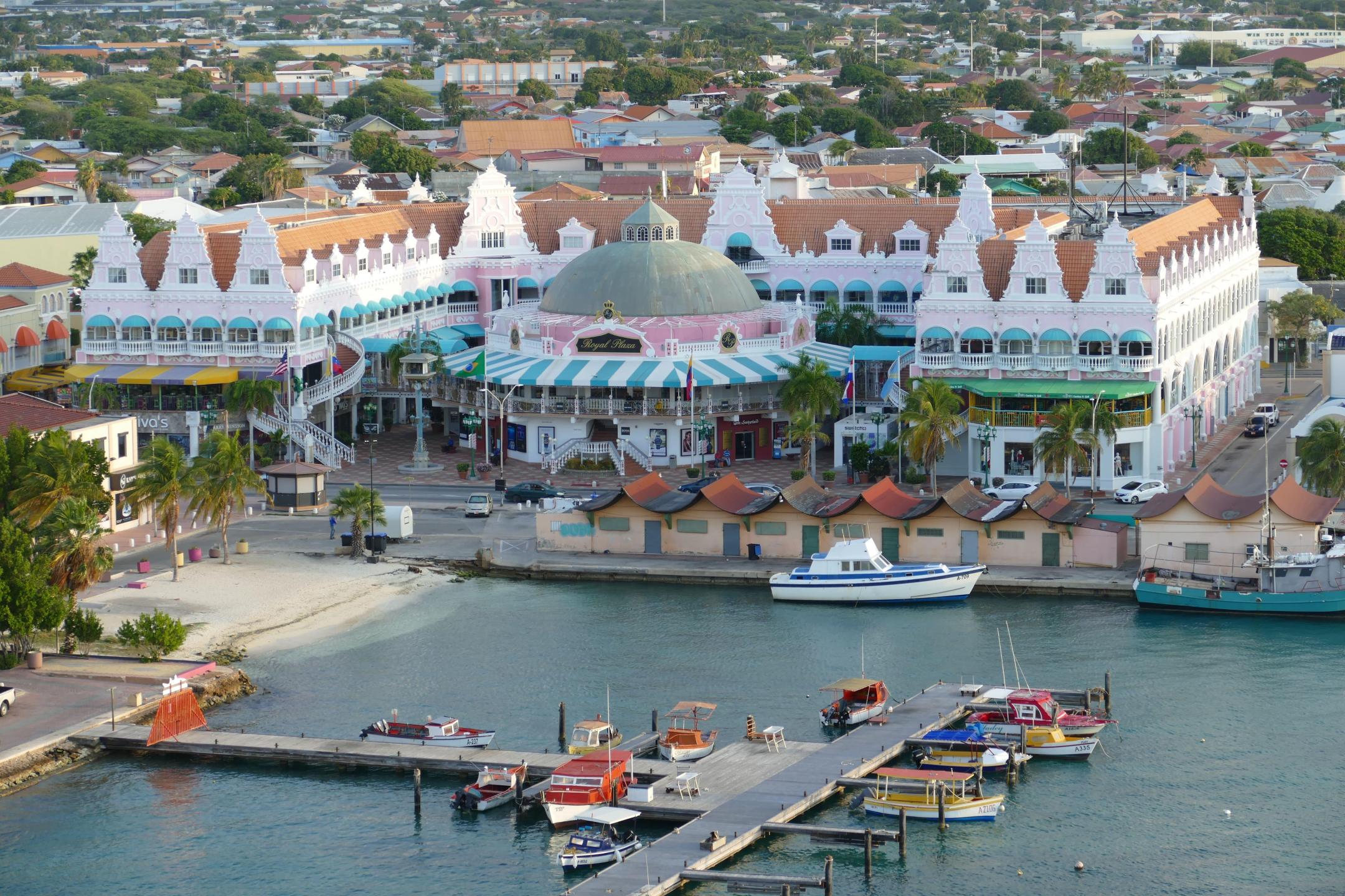 Cheap flights to Oranjestad