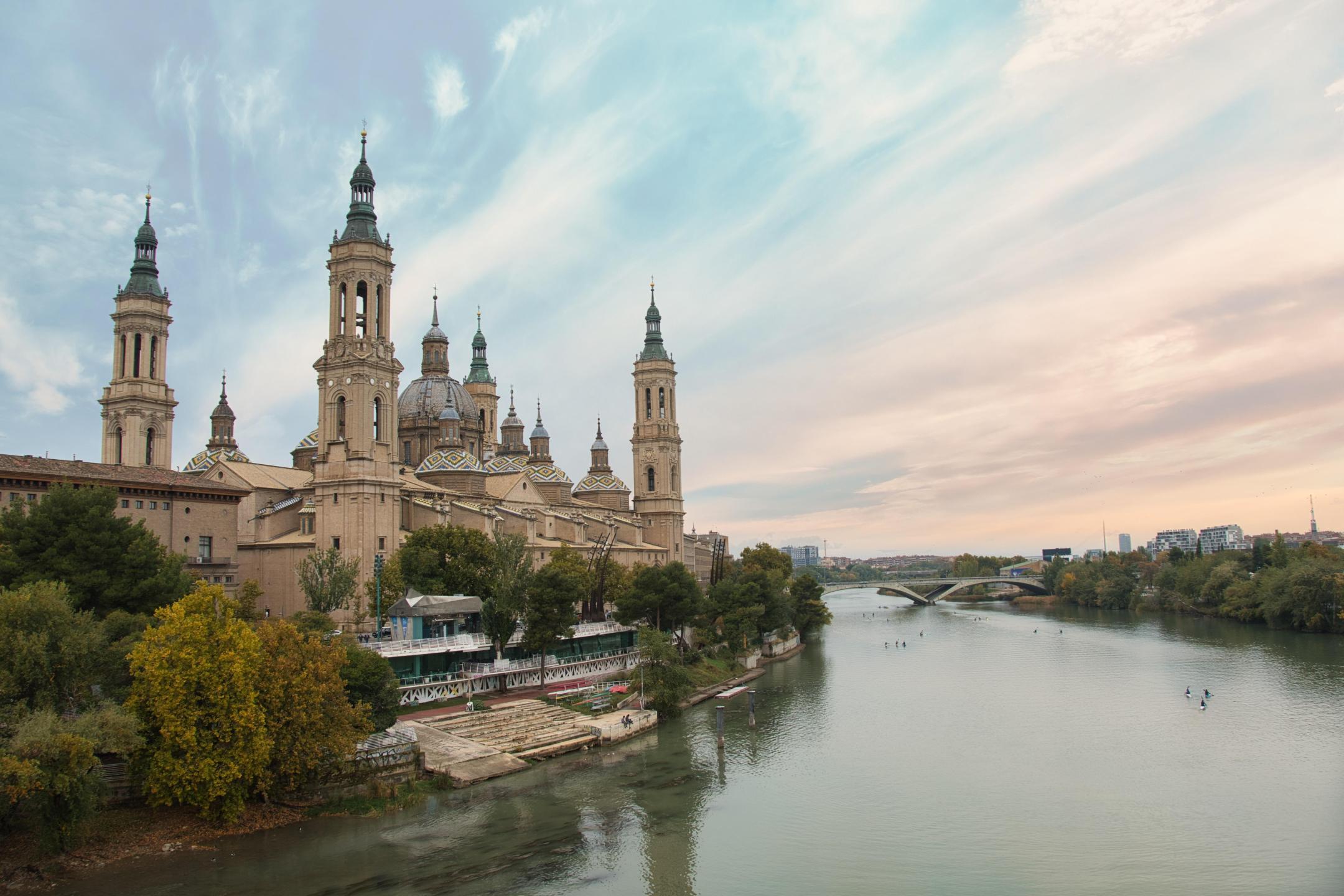 Hoteles baratos en Zaragoza