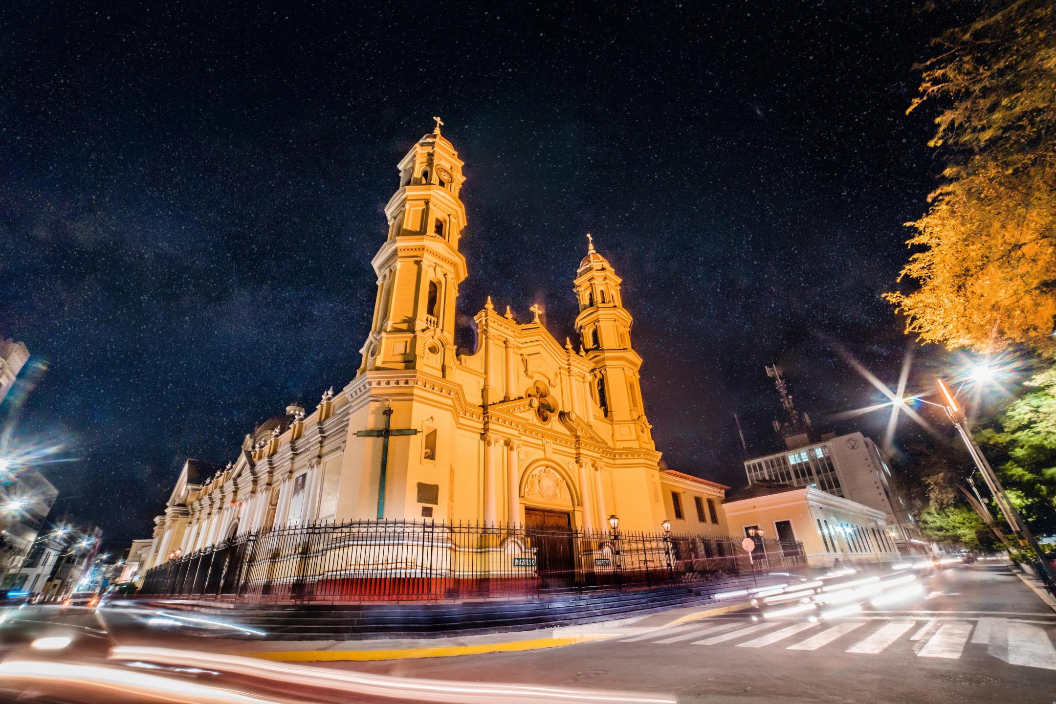 Vuelos baratos a Piura