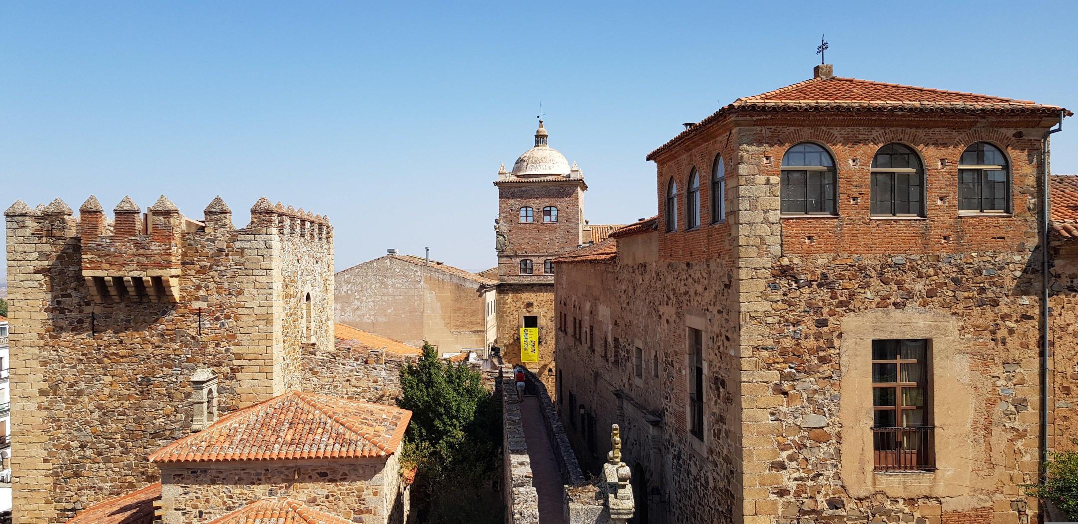 Descubra Cáceres: História e Atrações